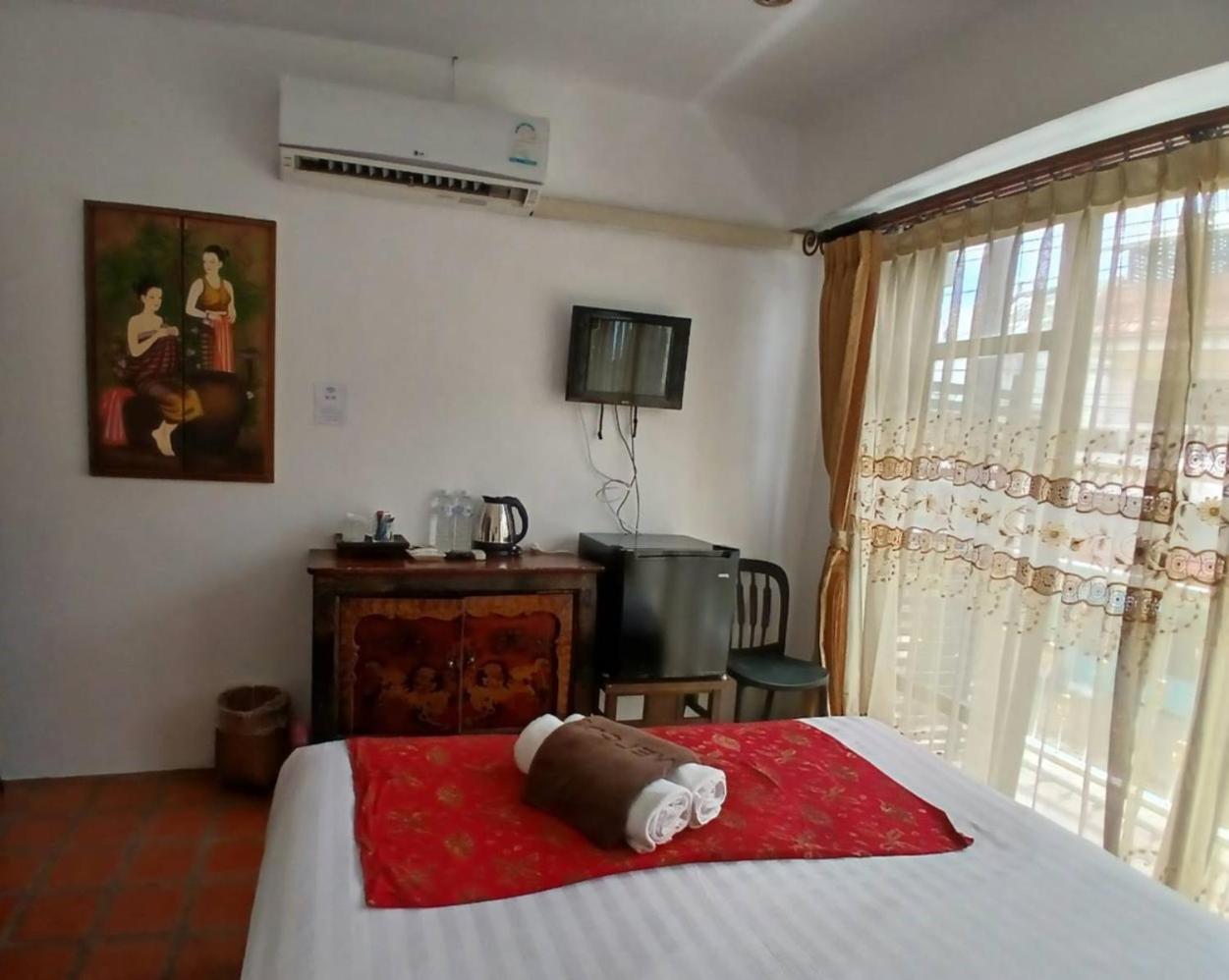 Отель The Travellers Arms Чиангмай Экстерьер фото