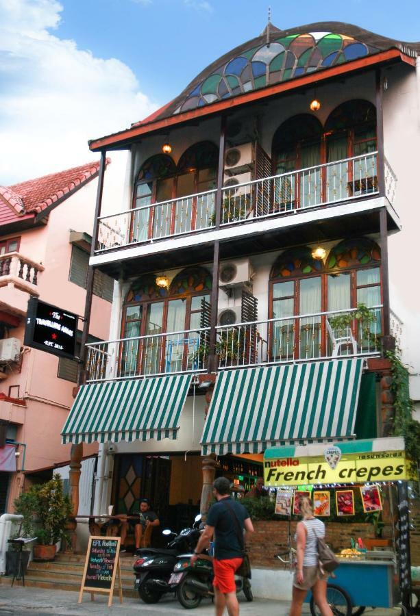Отель The Travellers Arms Чиангмай Экстерьер фото